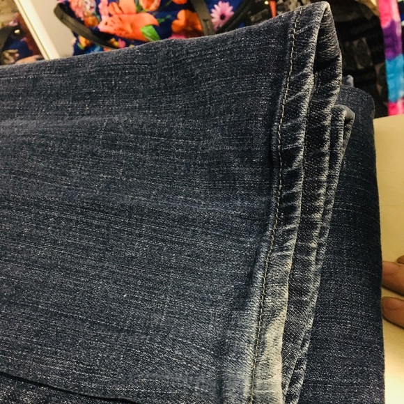 Express jeans sz 2 (25) - Picture 7 of 7